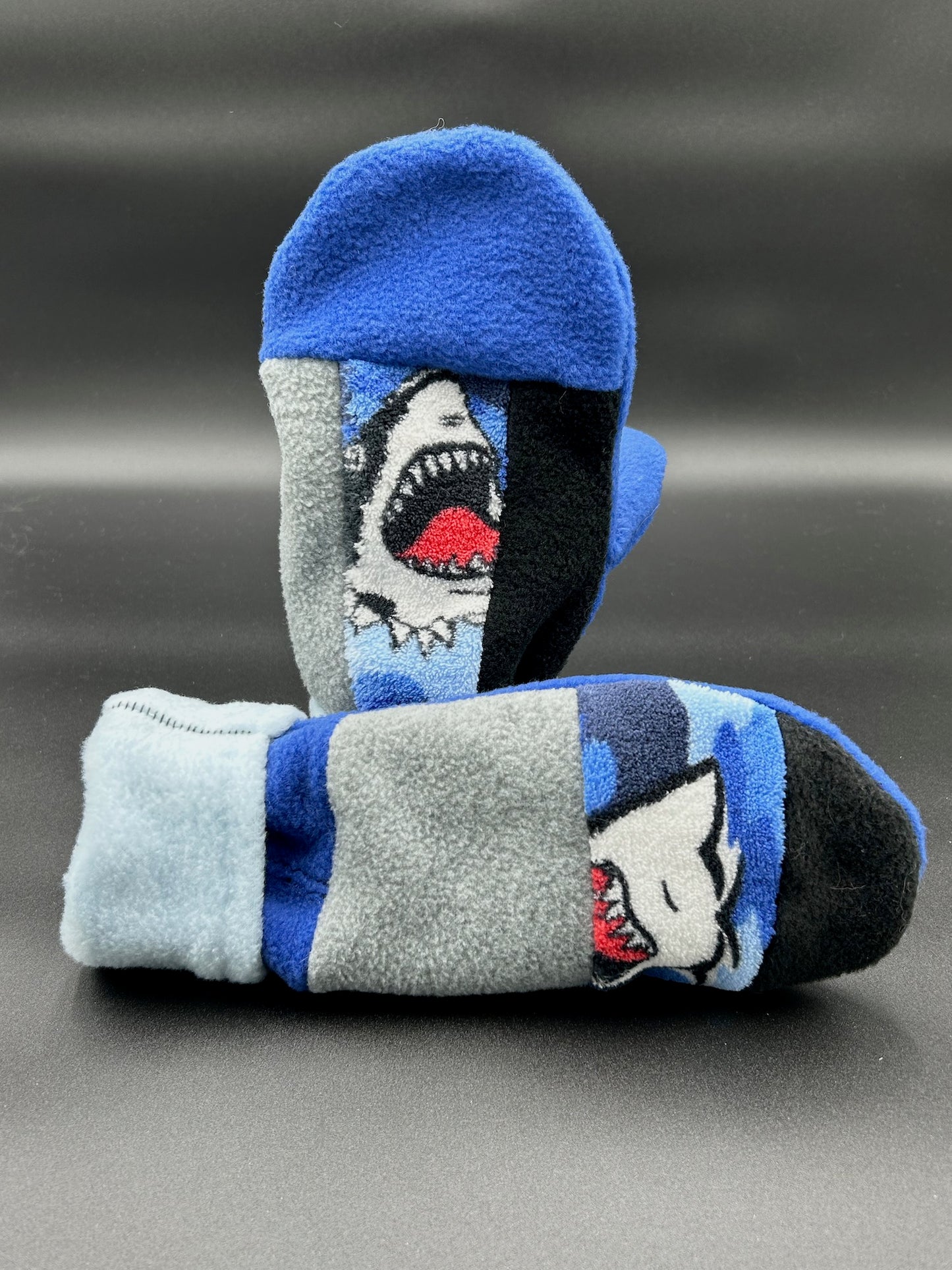 MITTENS - Size LARGE