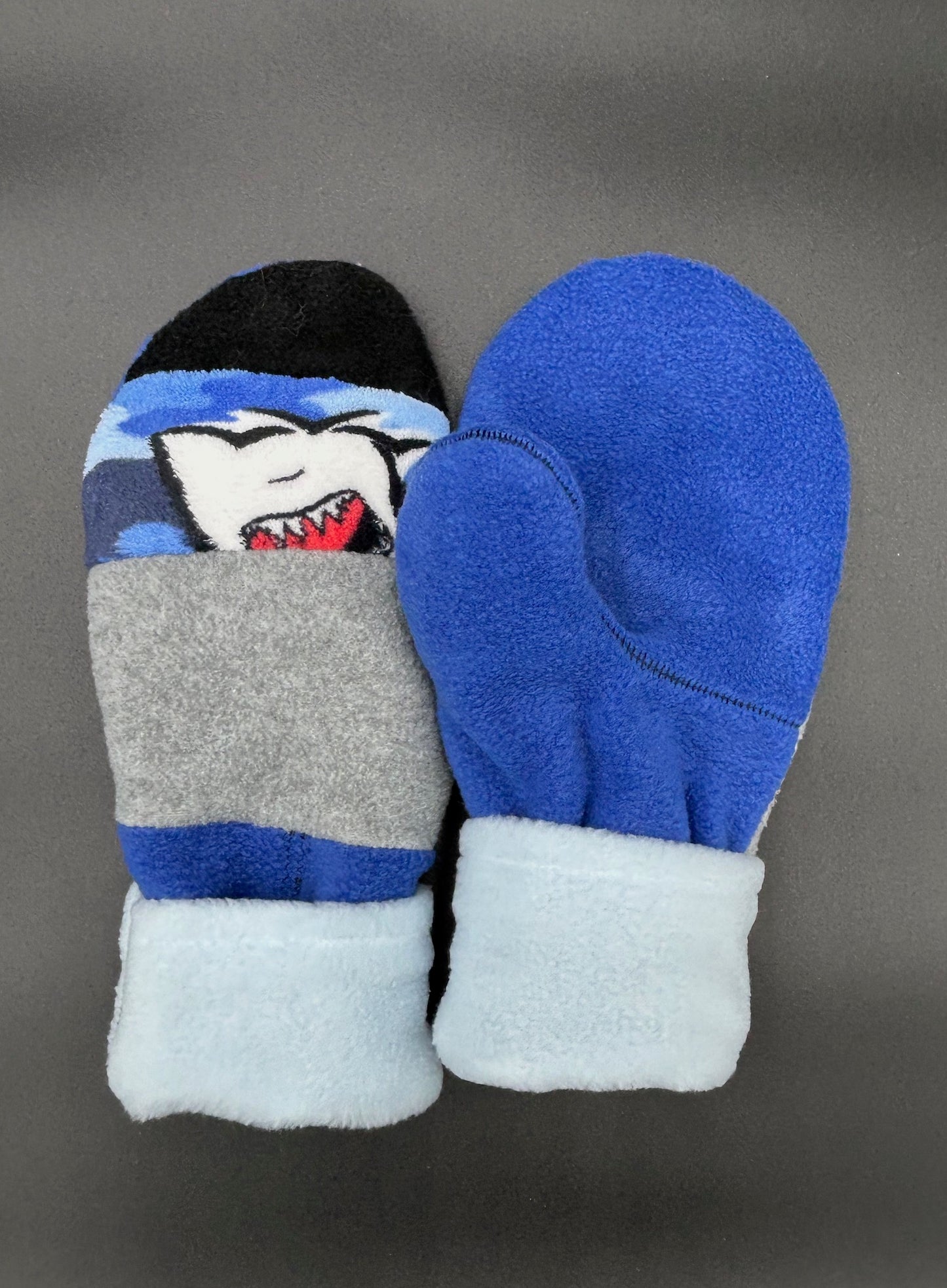 MITTENS - Size LARGE