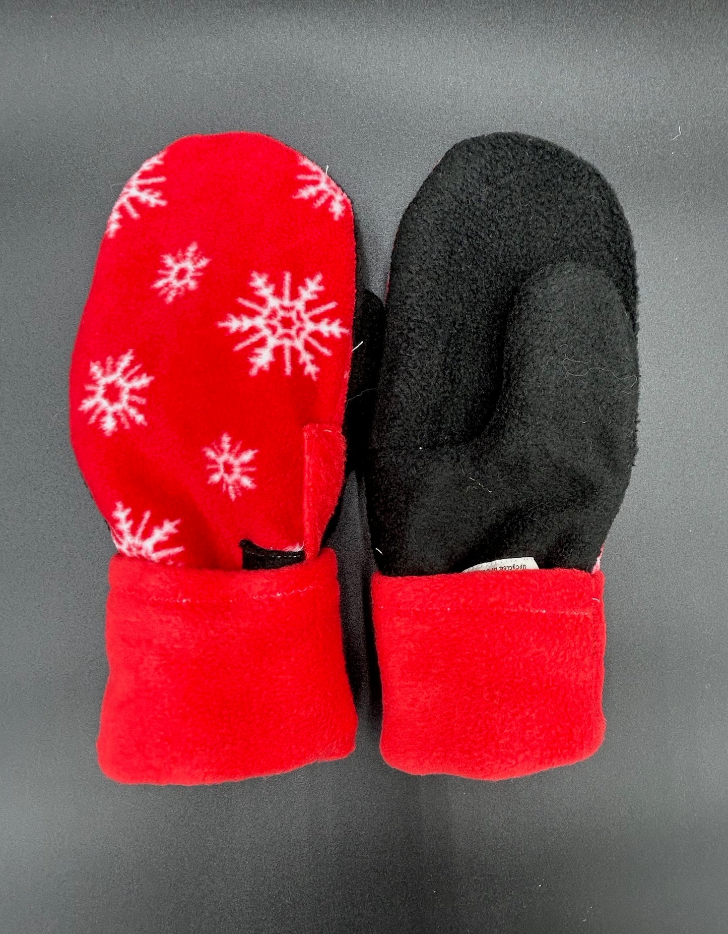 MITTENS - Size MEDIUM