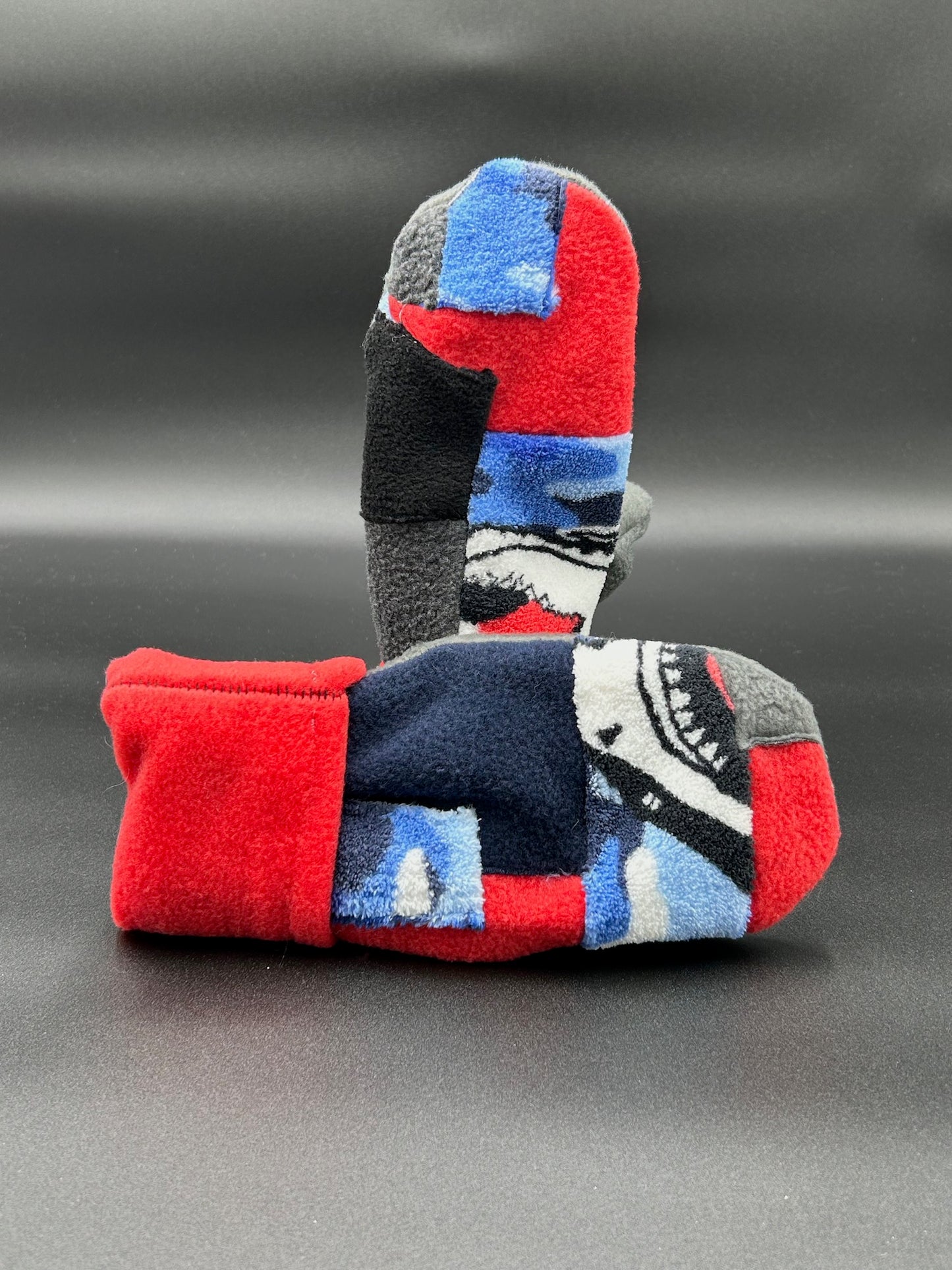 MITTENS - Size MEDIUM