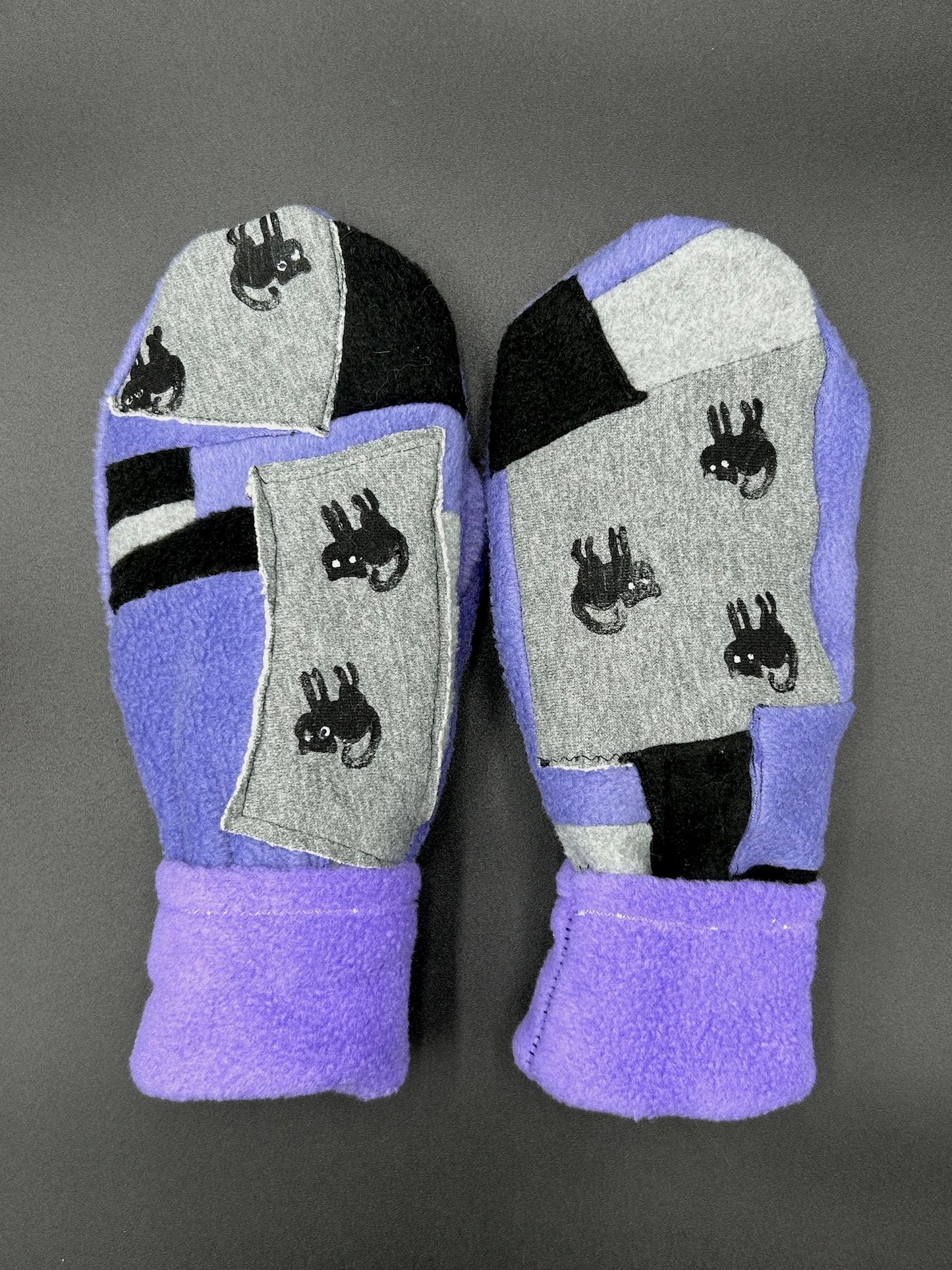 MITTENS - Size MEDIUM