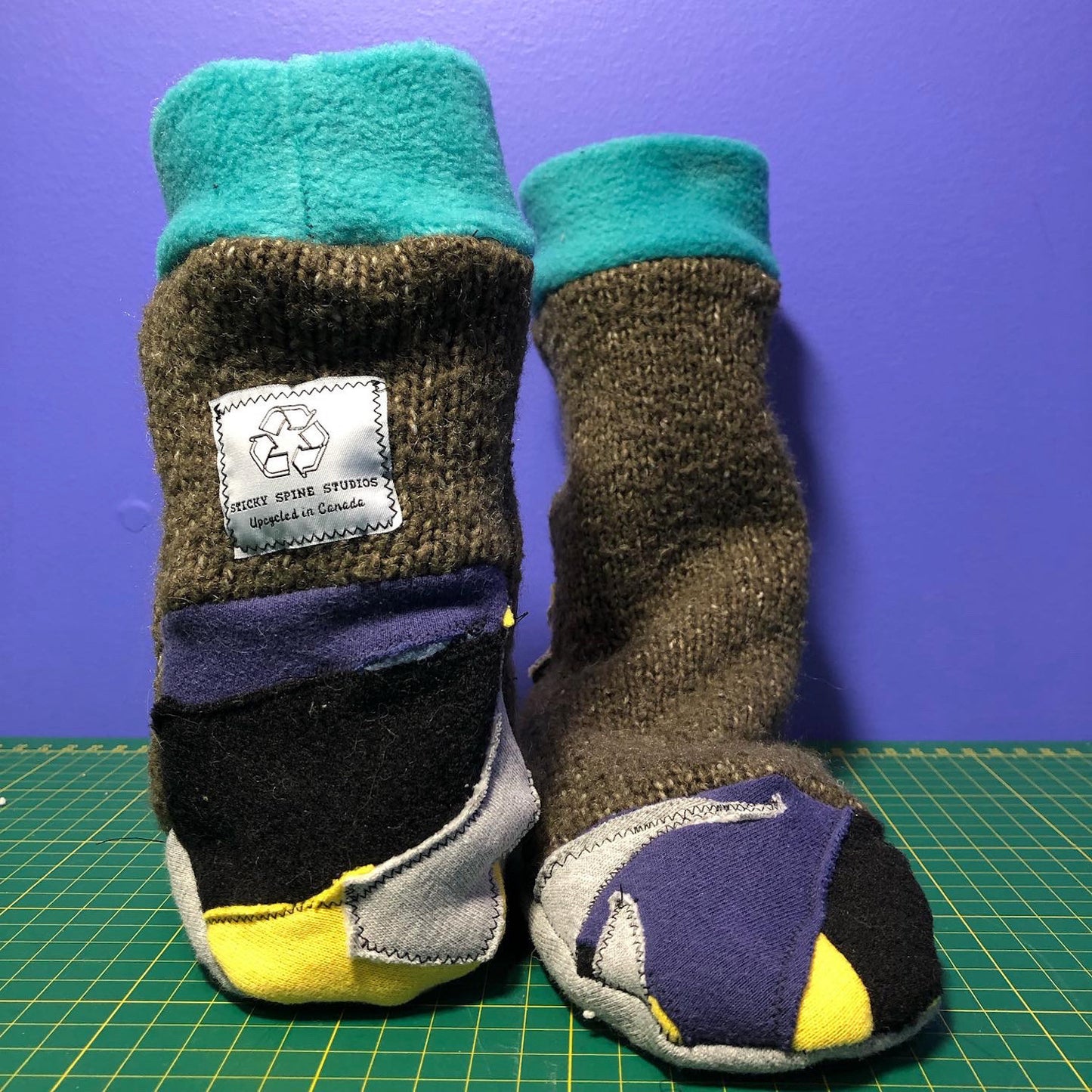 UPCYCLE SOCKS - SIZE M