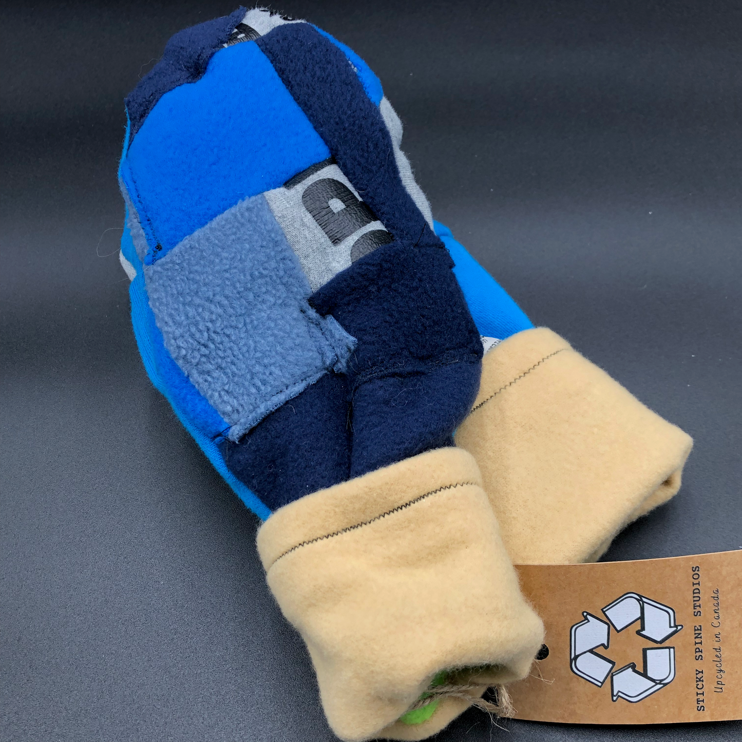 UPCYCLE MITTENS - Adult